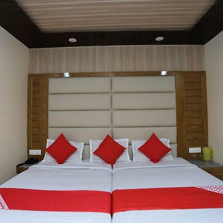 Oyo 39066 Hotel Star View 穆索里 外观 照片