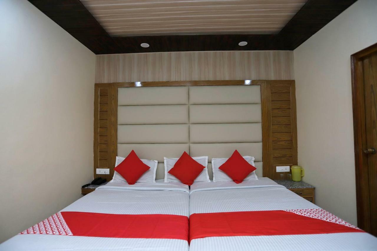 Oyo 39066 Hotel Star View 穆索里 外观 照片